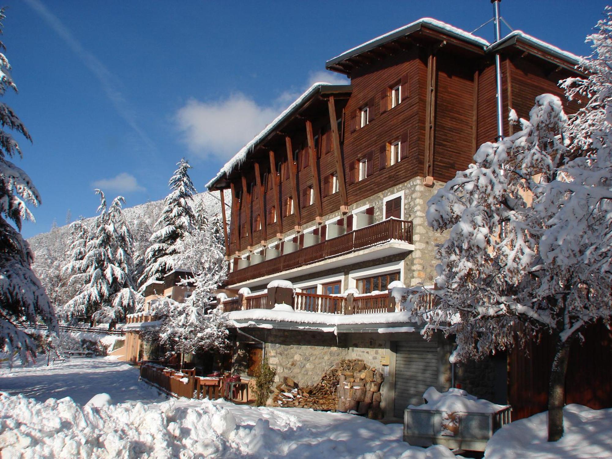 Auberge De Jeunesse Hi Valdeblore - Le Chalet Eksteriør billede